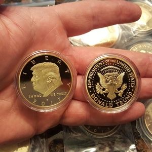 Trump Commemorative coins